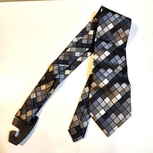 GEOFFREY BEENE silk necktie